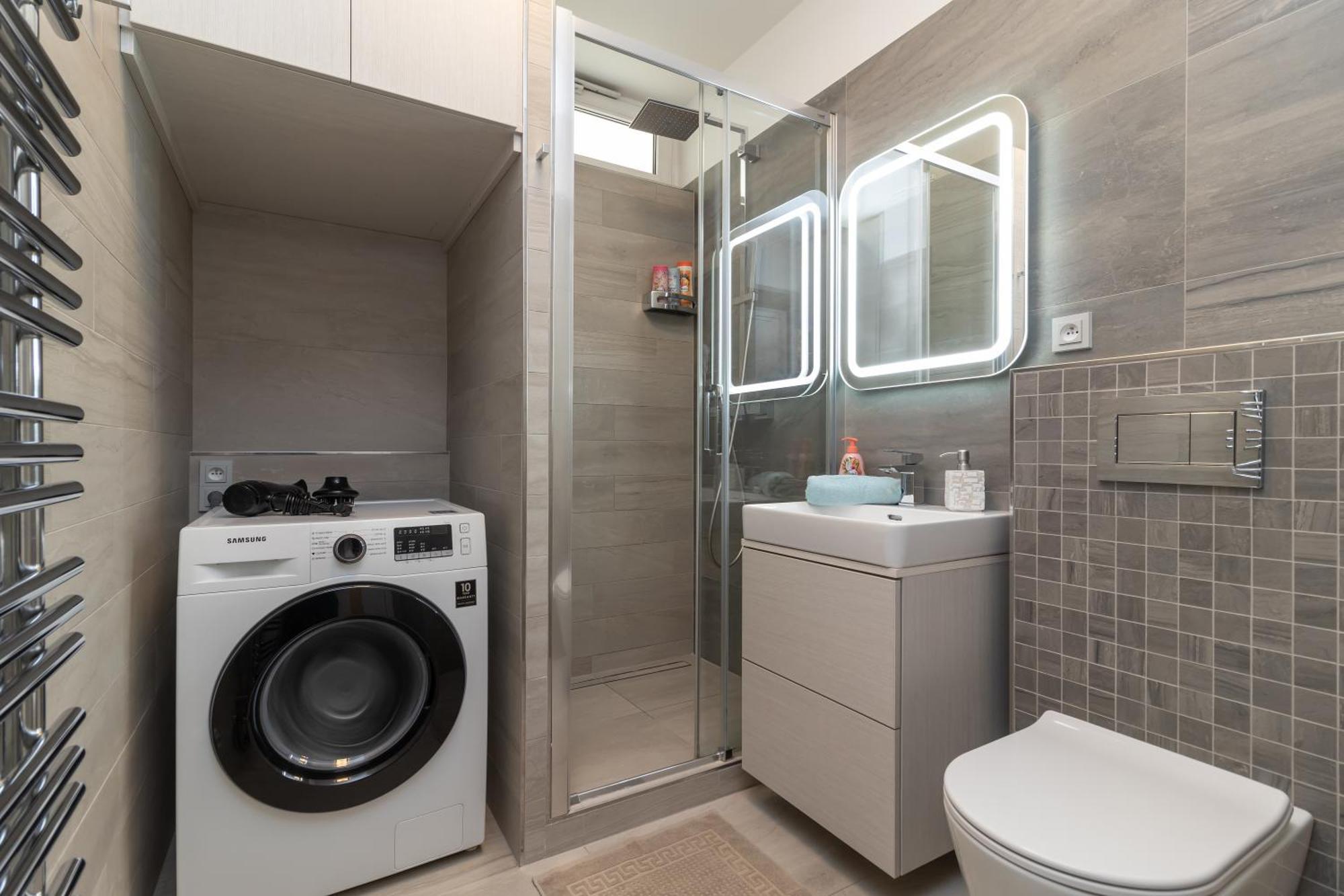 Appartement Peace And Comfort Near Center With Balcony, 500mb Wifi Praag